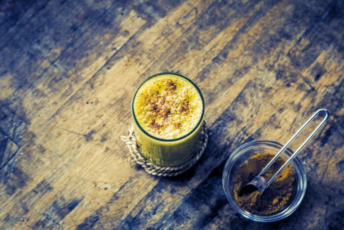 Goldene Milch für schönere Haare